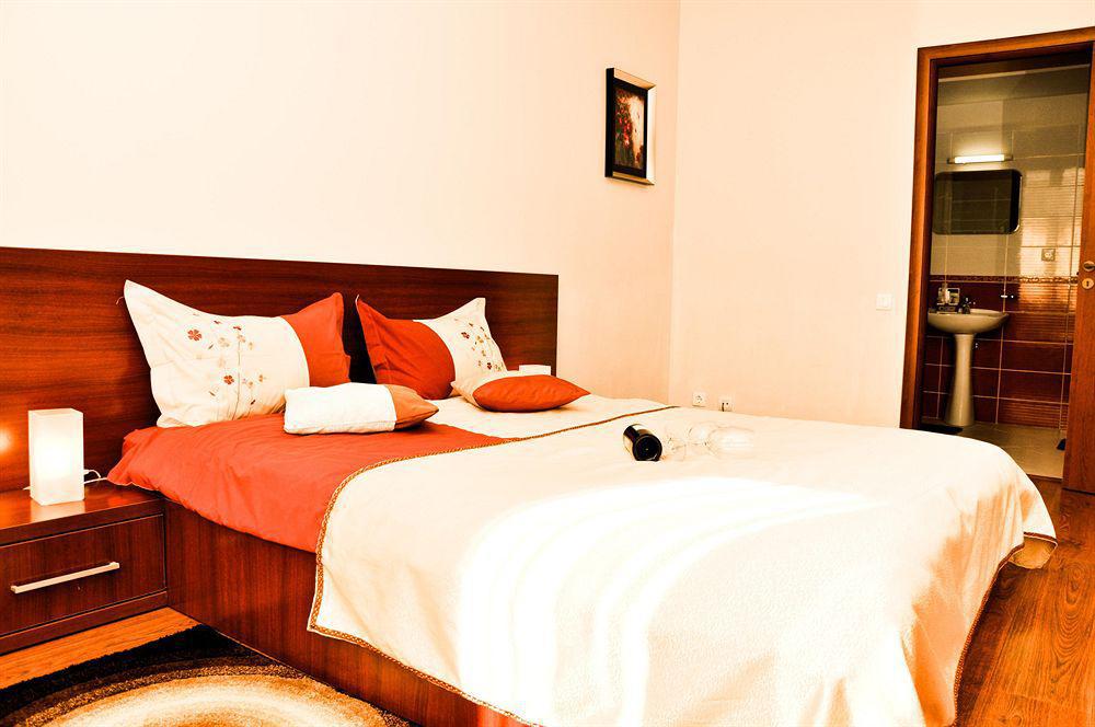 Phoenicia Apartments Splai Bukarest Exterior foto